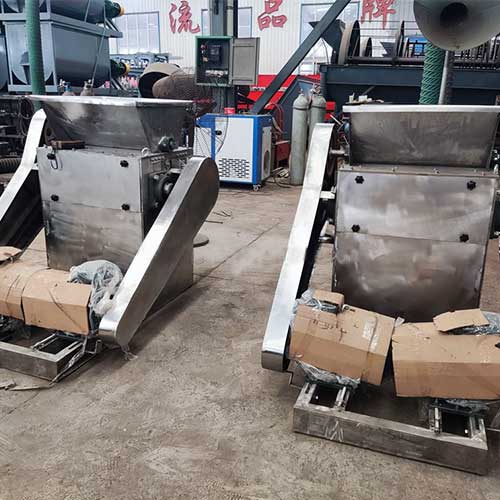 尿素粉碎機(jī)